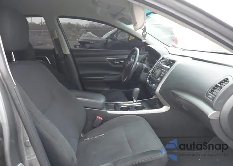 2015 Nissan Altima 2.5 Sv из США, поврежденный, VIN 1N4AL3APXFC950355